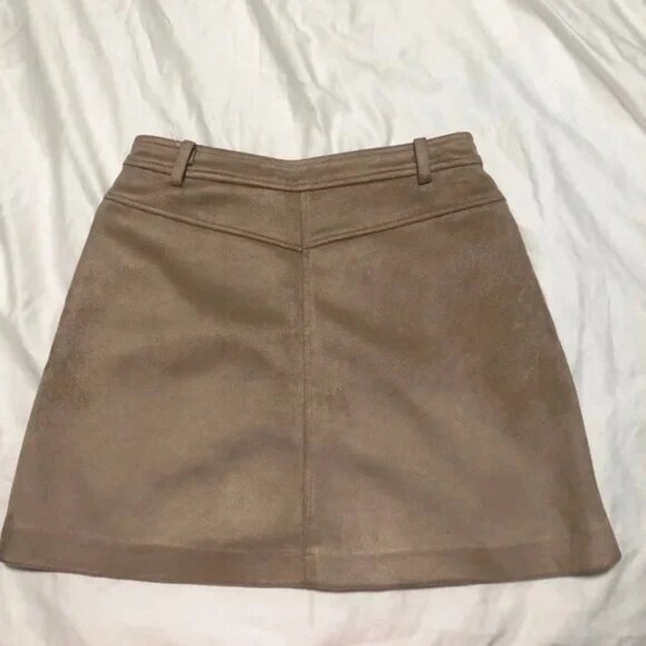 Zara TRF Mini Skirt Button Front Beige Faux Suede A Line High Waist 60s XS - Picture 3 of 3